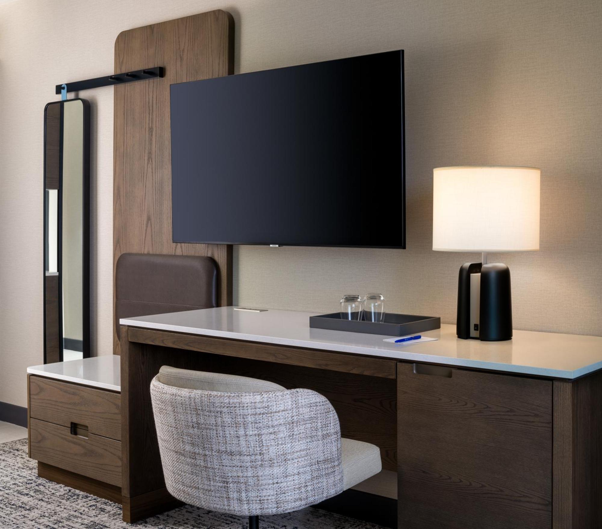 Delta Hotels By Marriott Wichita Falls Convention Center Bagian luar foto