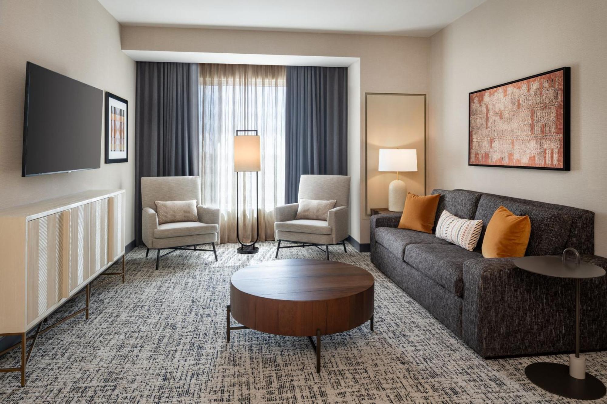 Delta Hotels By Marriott Wichita Falls Convention Center Bagian luar foto