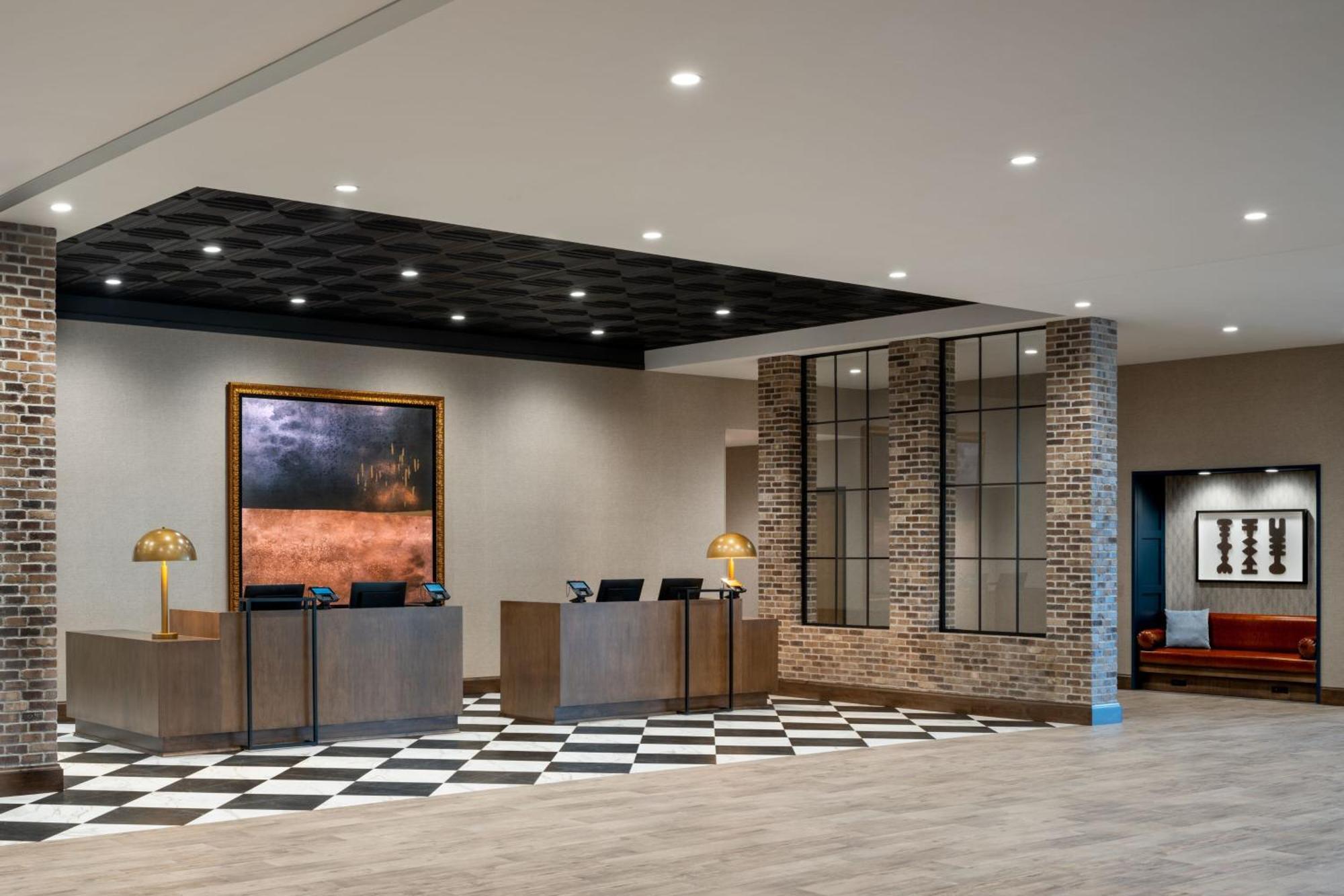 Delta Hotels By Marriott Wichita Falls Convention Center Bagian luar foto