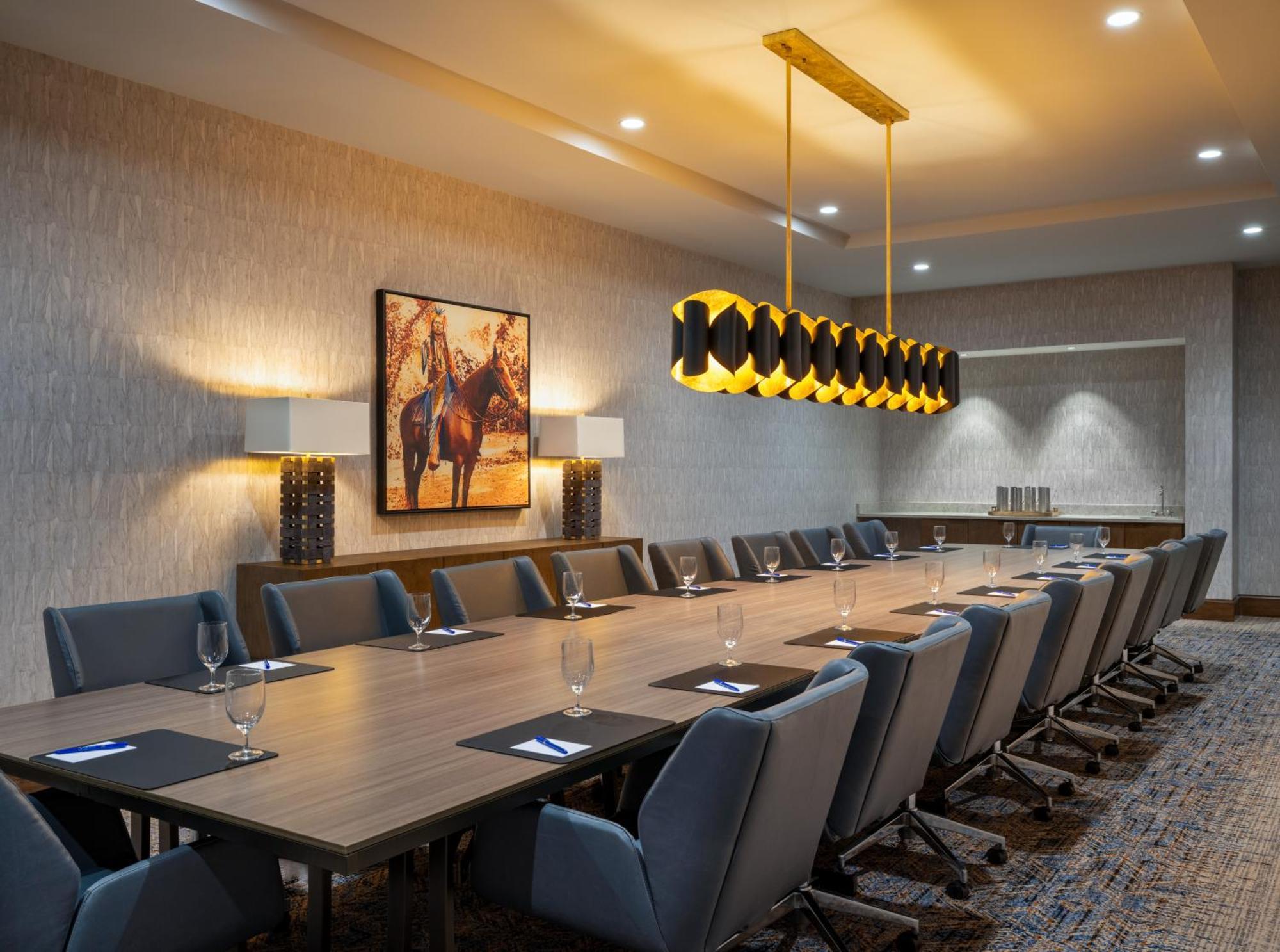 Delta Hotels By Marriott Wichita Falls Convention Center Bagian luar foto