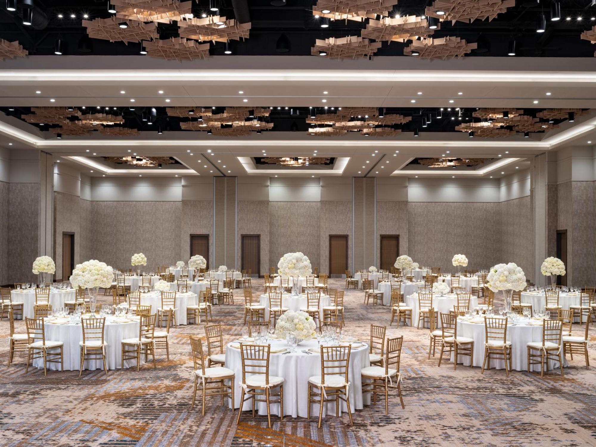 Delta Hotels By Marriott Wichita Falls Convention Center Bagian luar foto